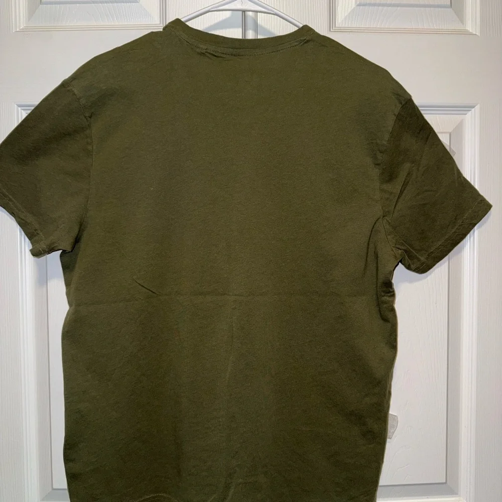 Guess Khaki Organic Cotton Tee - Picture 3 of 5